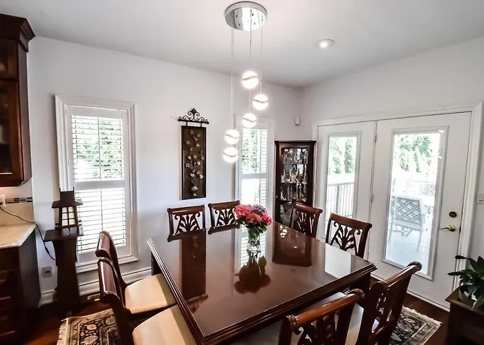 Graystone Bed & Breakfast